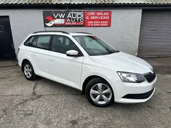 Used Skoda Fabia SE 110 HP (80 kW) 2015 White Estate