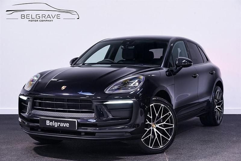 Used Porsche Macan 265 HP (194 kW) 2023 Black SUV