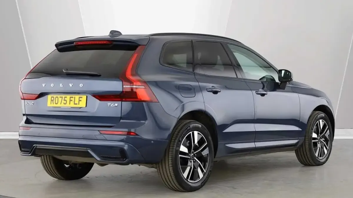 Used Volvo XC60 Plus 345 HP (253 kW) 2025 Blue SUV