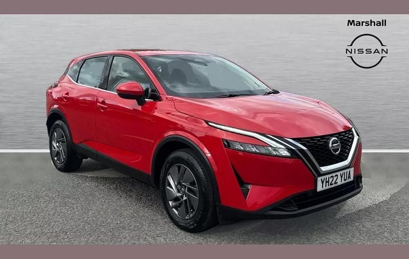 Red Used 2022 Nissan Qashqai Acenta Premium SUV | £16,614 (Good price) - Image 1/4