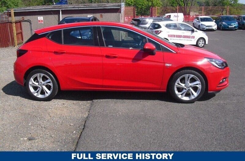 Red Used 2016 Vauxhall Astra SRi Hatchback | £6,995 (Good price) - Image 1/4
