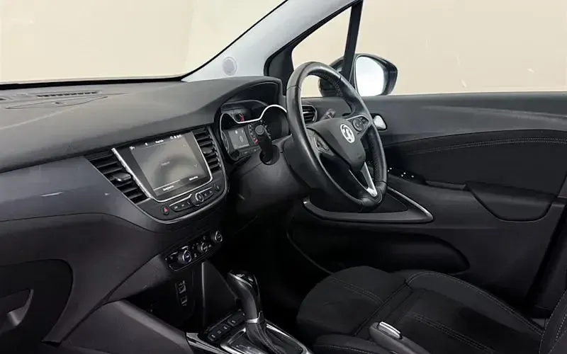 Used Vauxhall Crossland Ultimate 131 HP (96 kW) 2024 SUV