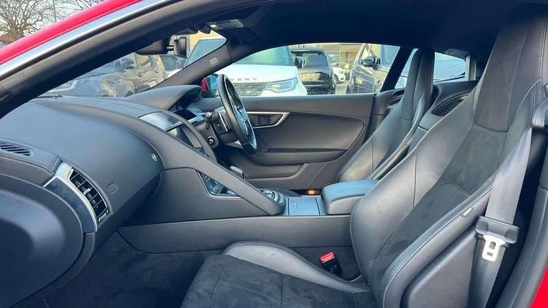 Used Jaguar F-Type R-Dynamic 300 HP (220 kW) 2021 Red Coupe
