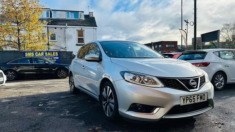 Silver Used 2015 Nissan Pulsar Tekna Hatchback | £4,515 (Good price) - Image 1/4