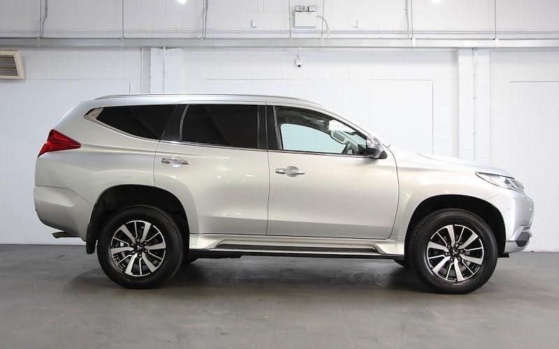 Used Mitsubishi Shogun 181 HP (133 kW) 2020 Sterling silver SUV