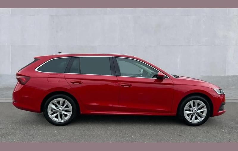 Used Skoda Octavia SE L 150 HP (110 kW) 2023 Red Estate