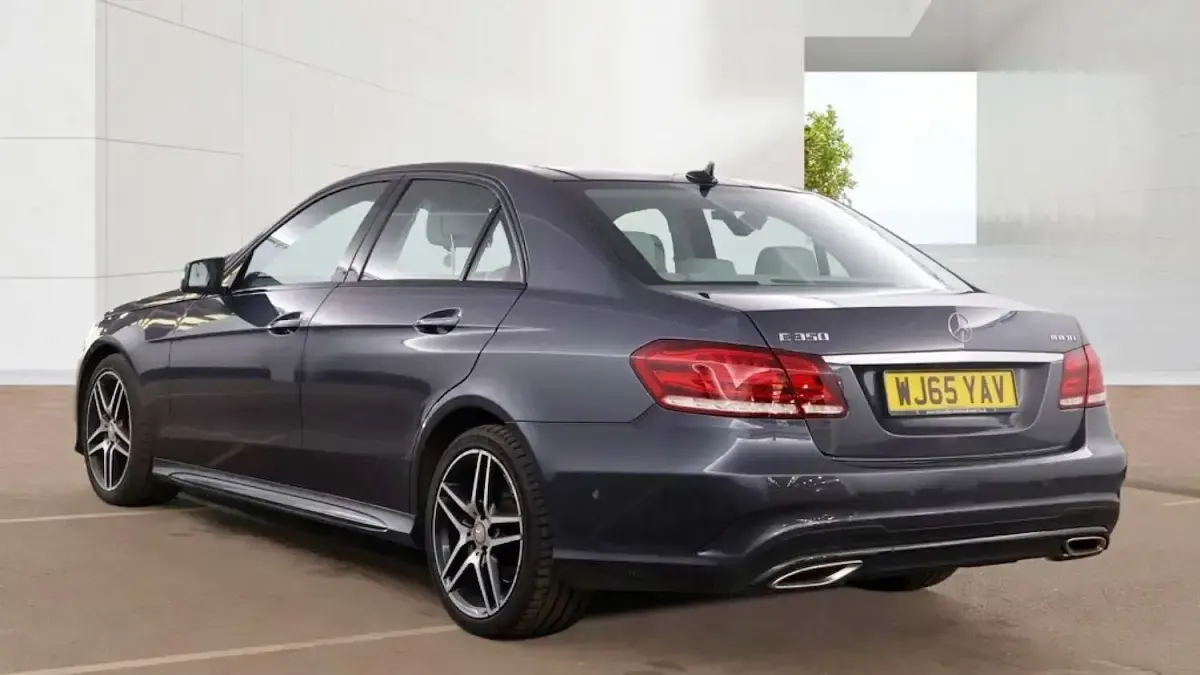 Used Mercedes E350 Premium Plus 254 HP (186 kW) 2015 Grey Sedan
