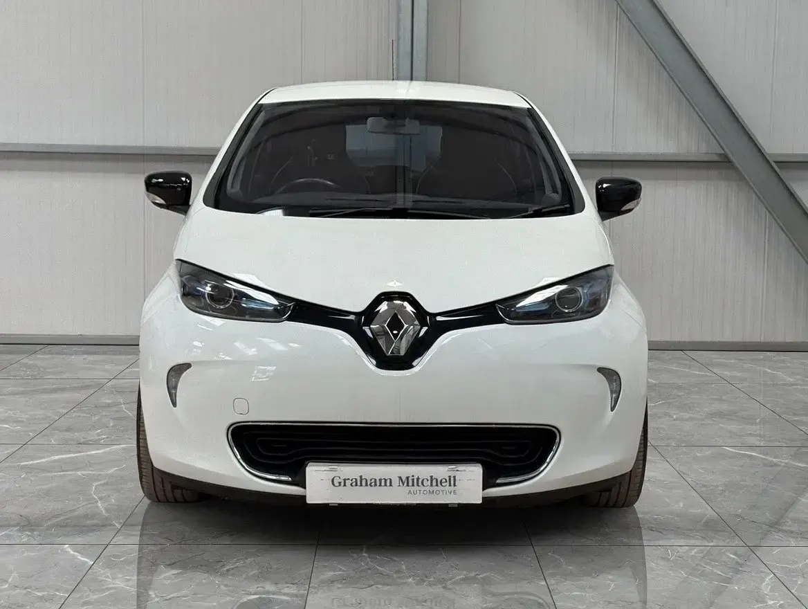 Begagnad Renault Zoe Dynamique 64 kW (88 HK) 2015 Vit Halvkombi