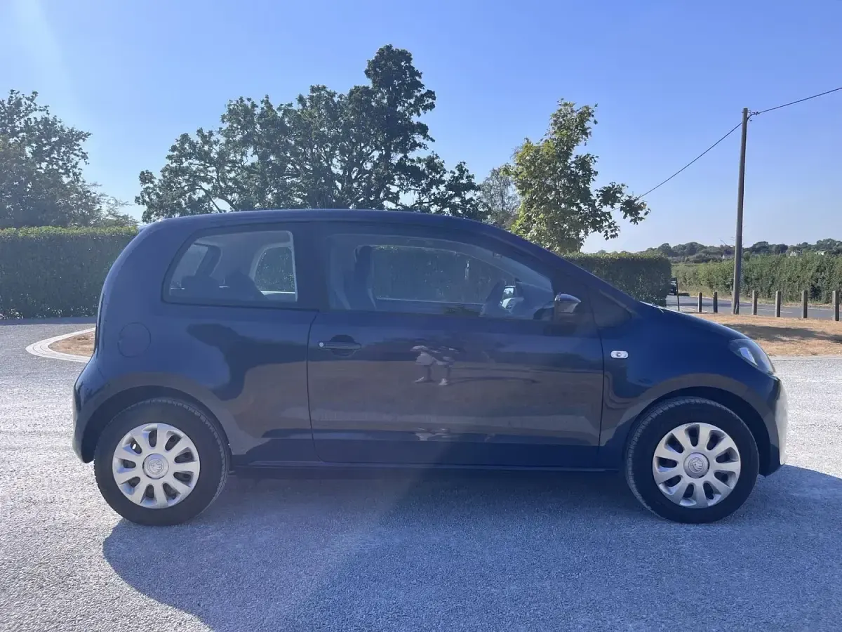 Used Skoda Citigo SE 60 HP (44 kW) 2013 Blue Hatchback