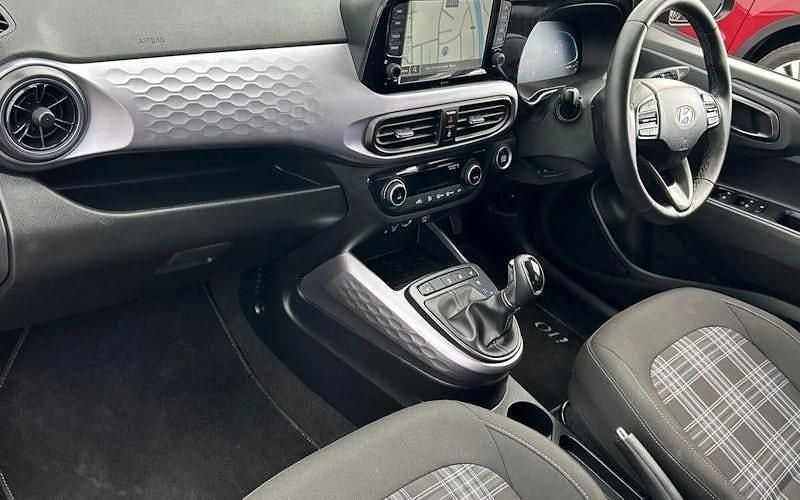 Used Hyundai i10 Premium 63 HP (46 kW) 2026 Hatchback