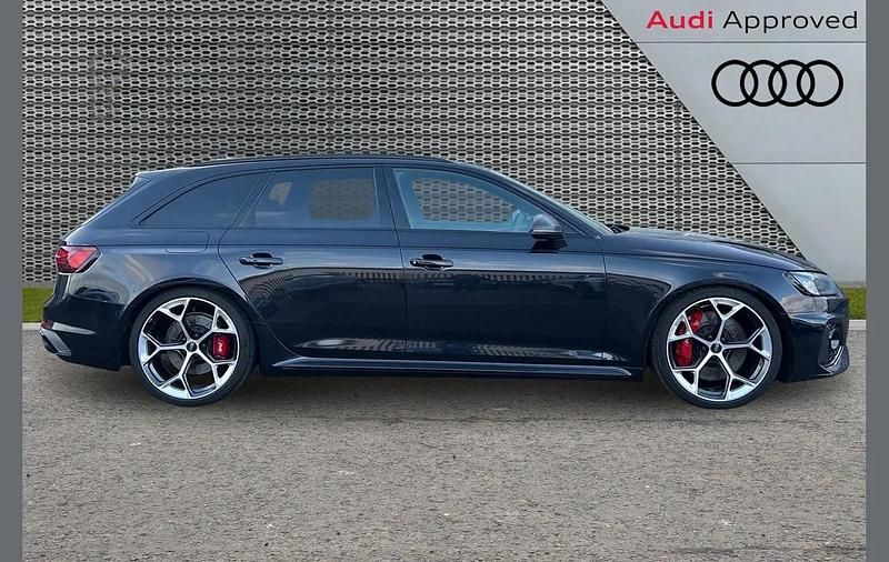 Used Audi RS4 Competition 444 HP (326 kW) 2023 Black Estate