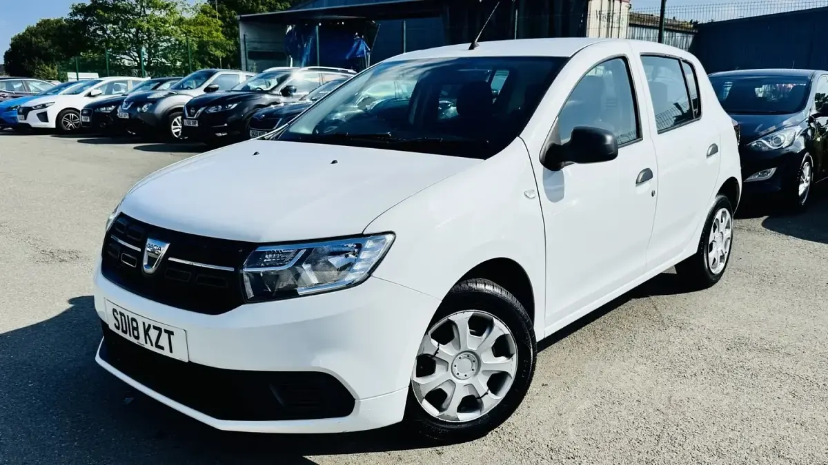 Used Dacia Sandero Ambiance 2018 White Hatchback