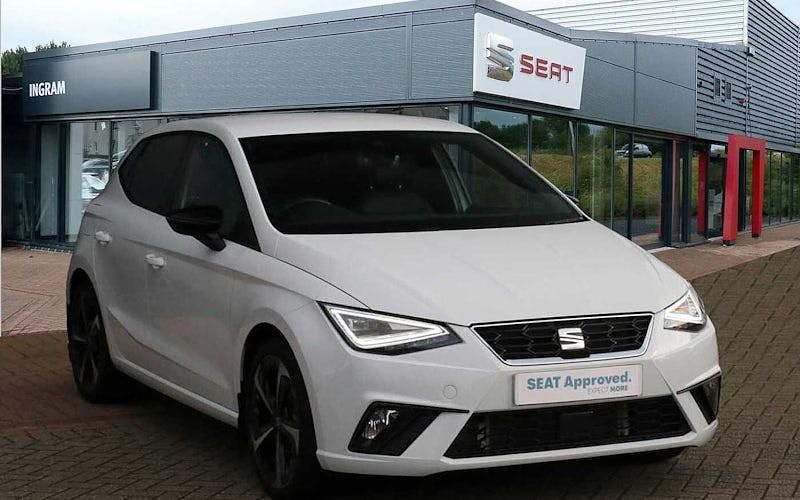 Used Seat Ibiza FR Sport 116 HP (85 kW) 2025 White Hatchback