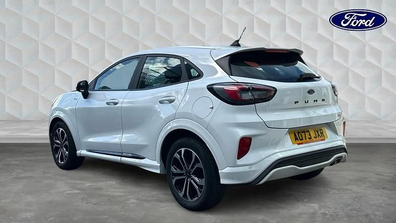 Begagnad Ford Puma ST-Line 2023 Vit SUV