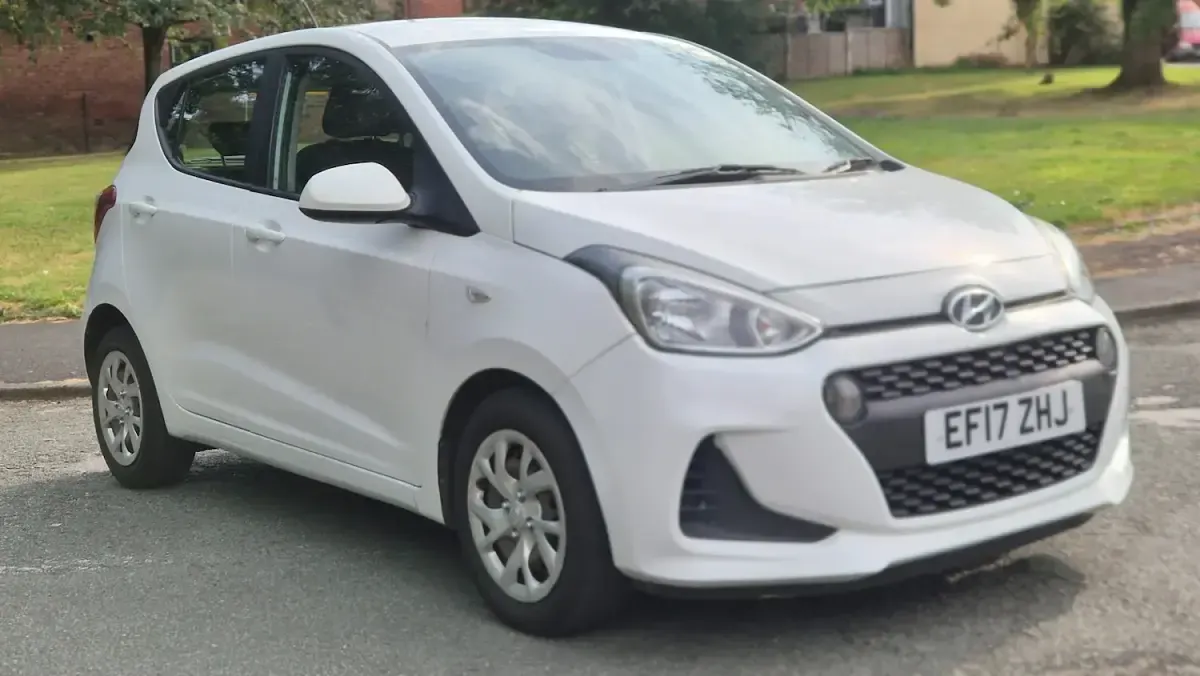 Used Hyundai i10 SE 2017 White Hatchback
