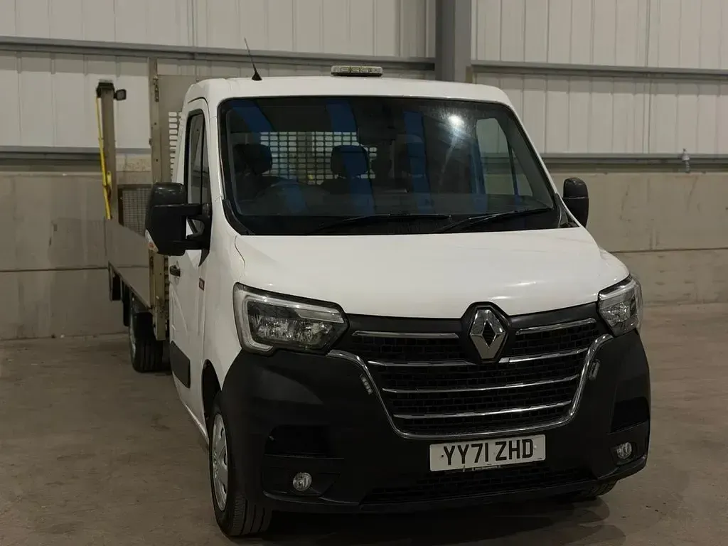 Used Renault Master 2022 White MPV