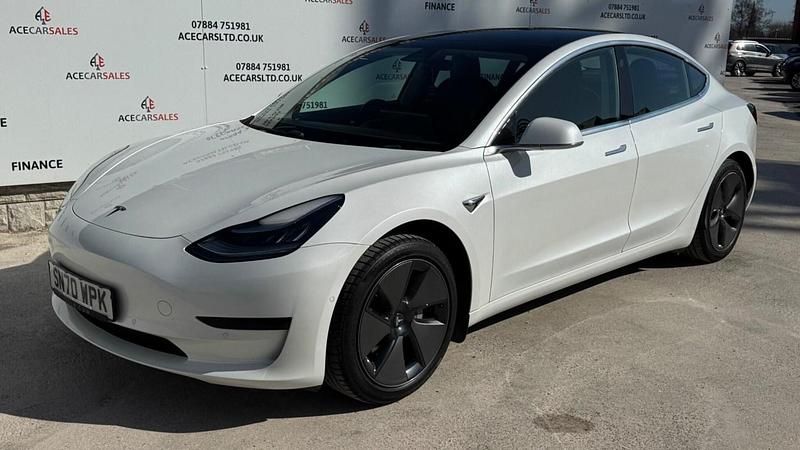 Used Tesla Model 3 Standard Range 239 kW (325 HP) 2020 White Sedan