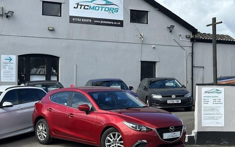 Used Mazda 3 120 HP (88 kW) 2016 Hatchback