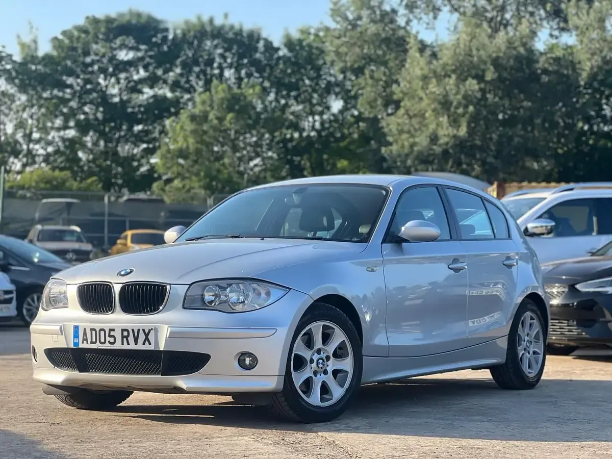 Used BMW 120 Comfort Edition 2005 Silver Hatchback
