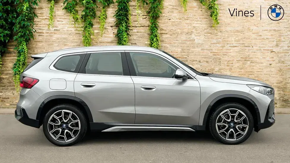 Used BMW X1 xLine 242 HP (177 kW) 2023 Silver SUV