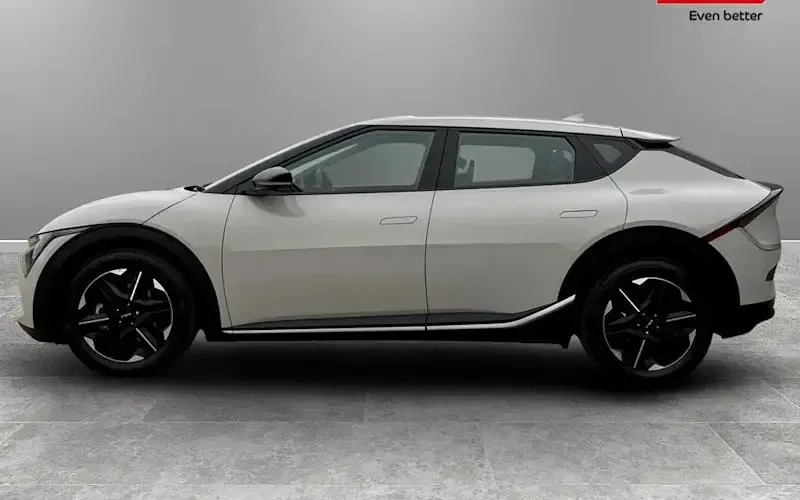 Used Kia EV6 125 kW (170 HP) 2024 SUV