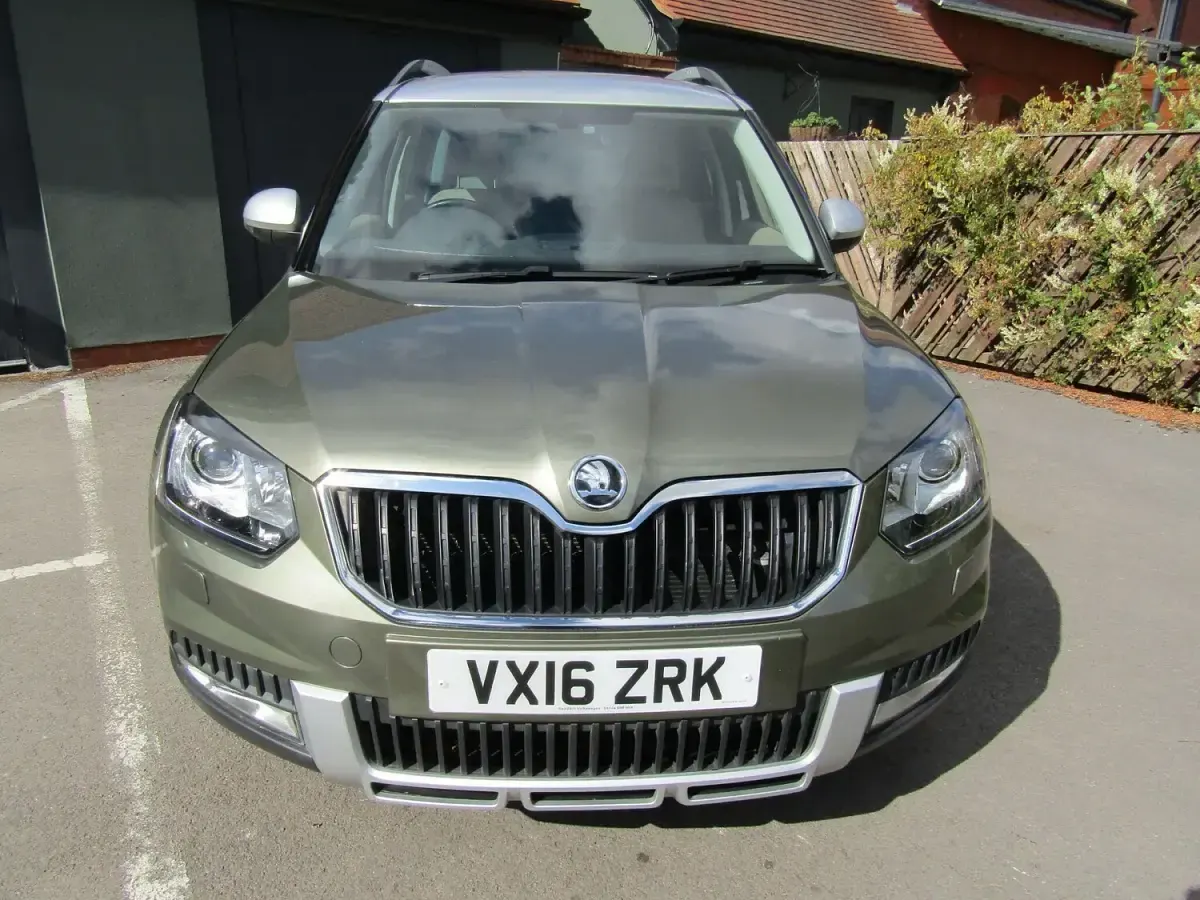 Used Skoda Yeti SE L 2016 Green SUV