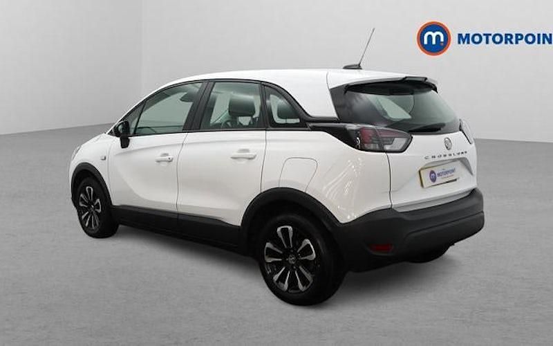 Used Vauxhall Crossland Edition 83 HP (61 kW) 2021 White SUV