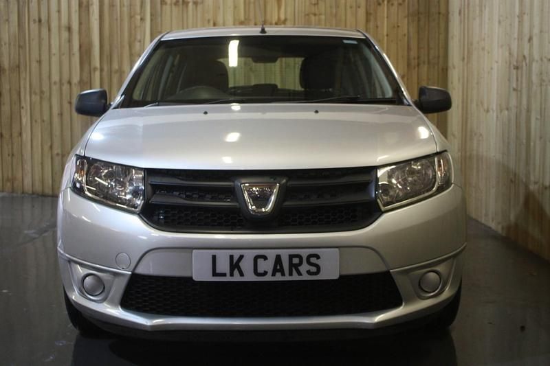 Used Dacia Sandero Ambiance 2015 Silver Hatchback