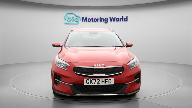 Used Kia XCeed 139 HP (102 kW) 2022 Red SUV