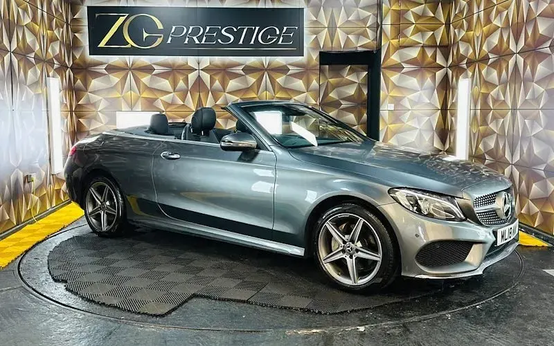 Used Mercedes C220 AMG Line Premium Plus 170 HP (125 kW) 2018 Cabriolet