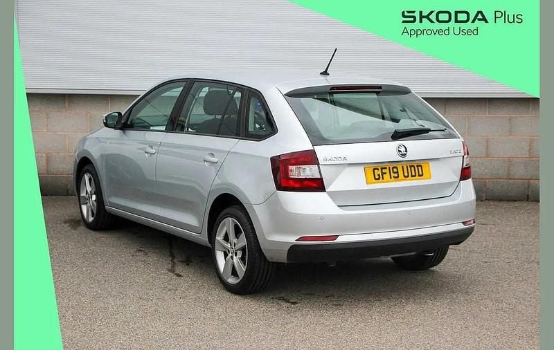Used Skoda Rapid SE 95 HP (69 kW) 2019 Silver Hatchback