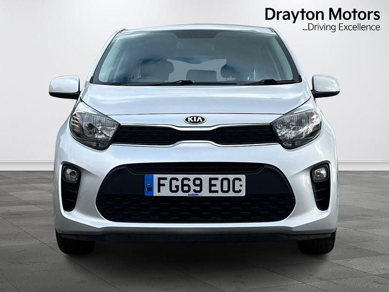 Used Kia Picanto 83 HP (61 kW) 2019 Silver Hatchback