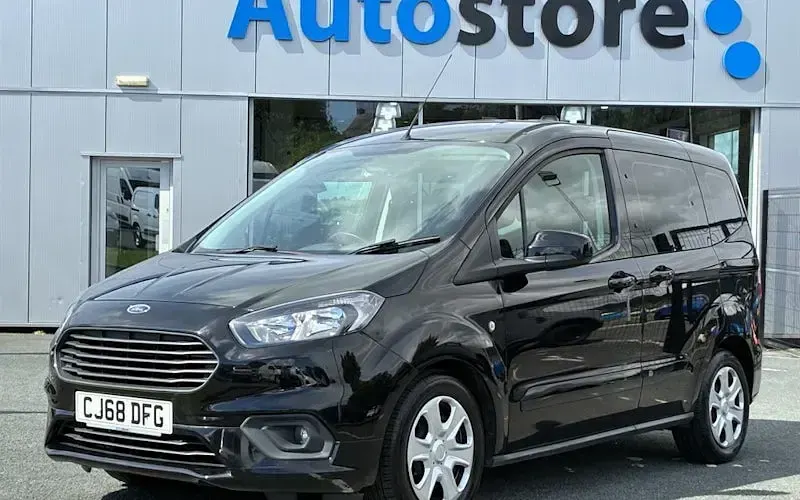 Used Ford Tourneo Zetec 101 HP (74 kW) 2019 Estate