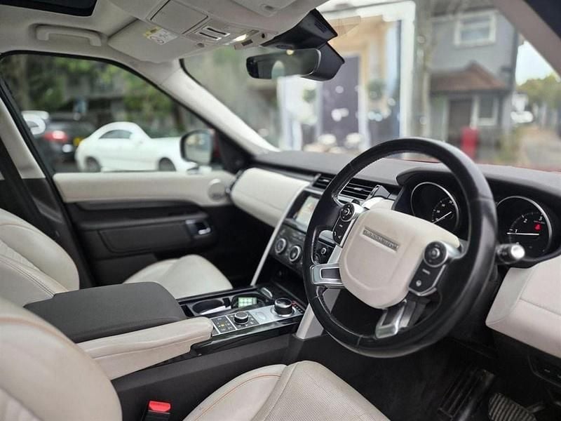 Used Land Rover Discovery 5 HSE 2017 Red SUV