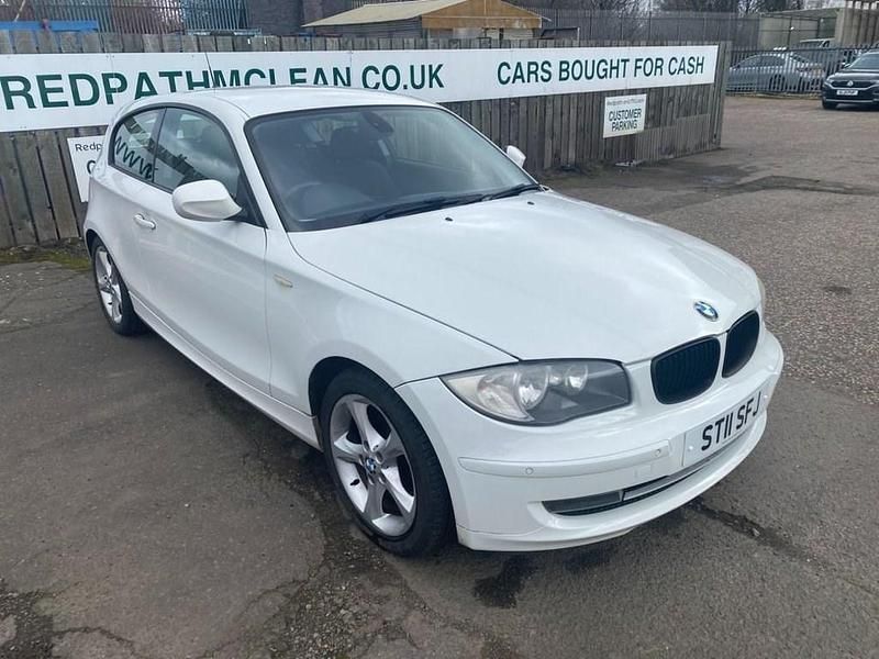 Used BMW 116 Sport Line 122 HP (89 kW) 2011 White Hatchback