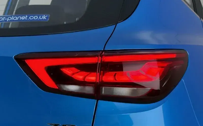 Used MG ZS Exclusive 106 HP (77 kW) 2022 Blue SUV