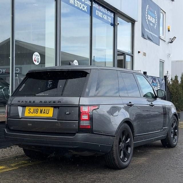 Used Land Rover Range Rover S 258 HP (189 kW) 2018 Grey SUV