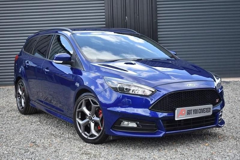 Blue Used 2018 Ford Focus ST Estate | £18,500 (Expensive) - Image 1/4