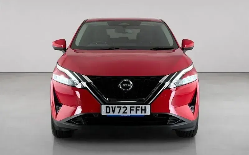 Used Nissan Qashqai N-Connecta 158 HP (116 kW) 2022 Red SUV