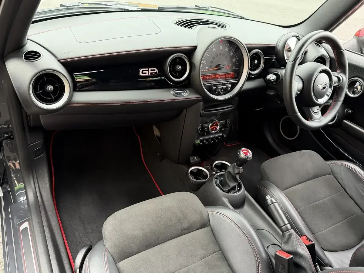 Used Mini John Cooper Works Hatch 218 HP (160 kW) 2013 Grey Hatchback