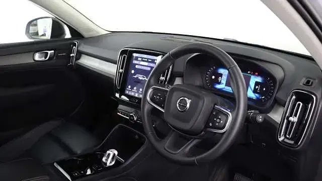Used Volvo XC40 Ultimate 197 HP (144 kW) 2023 SUV