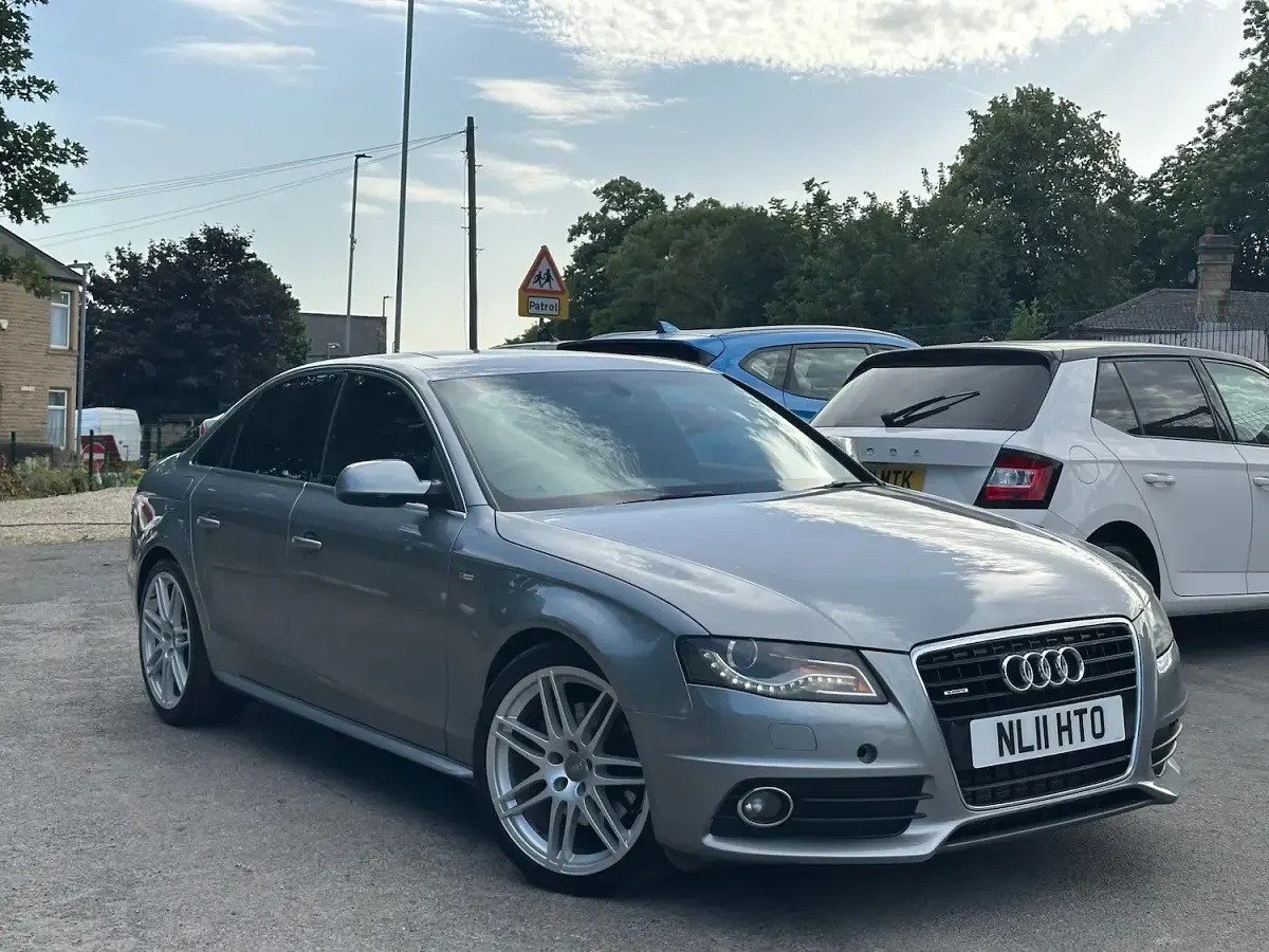 Used Audi A4 S-Line 236 HP (173 kW) 2011 Grey Sedan