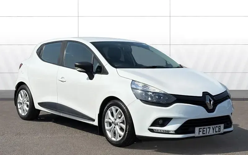 Used Renault Clio Play 75 HP (55 kW) 2018 Hatchback