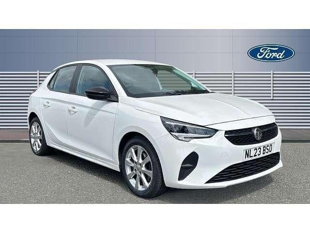 White Used 2023 Vauxhall Corsa Design Edition Hatchback | £11,530 (Good price) - Image 1/4