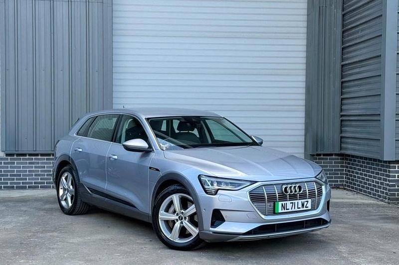 Used Audi e-tron Advanced 230 kW (313 HP) 2021 Silver SUV