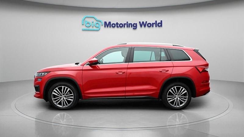 Used Skoda Kodiaq LAURIN & KLEMENT 190 HP (139 kW) 2022 Red SUV