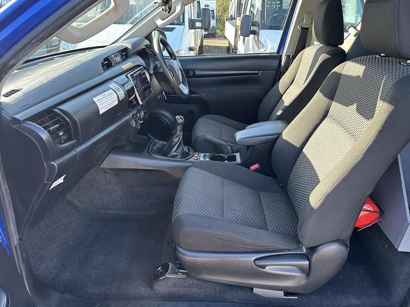 Used Toyota HiLux Active 2018 Blue Pickup
