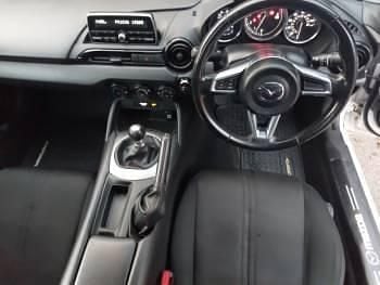 Used Mazda MX5 131 HP (96 kW) 2016 White Cabriolet