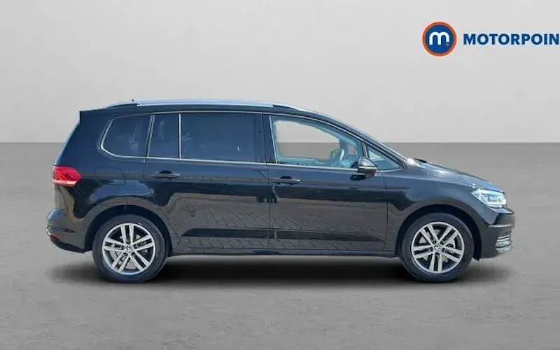 Used VW Touran Match 150 HP (110 kW) 2025 Black MPV