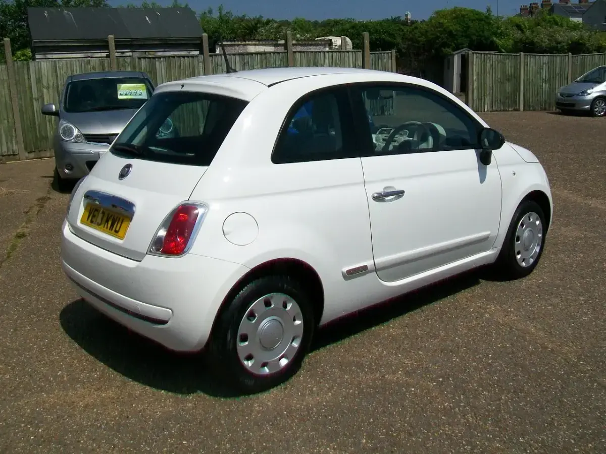 Used Fiat 500 Pop 69 HP (50 kW) 2013 White Hatchback